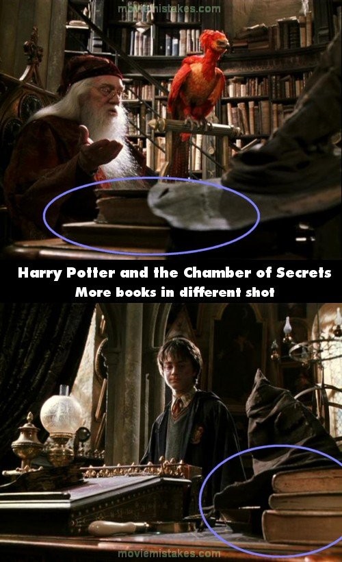 Phim Harry Potter and the Chamber of Secrets, số quyển sách đặt trên bàn đã tự động tăng lên ở cảnh sau
